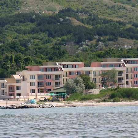 Sea Paradise Apartment Complex Kavarna Ngoại thất bức ảnh